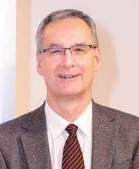 TEMA BROJA > JEZIK LIJEČNIŠTVA RAZGOVOR > ALAN IVKoVIć