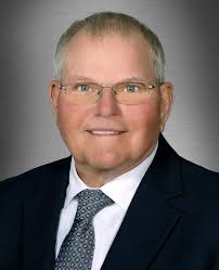 ISHOF Honors Snowmobile Club, Dealer, Groomer And Legend