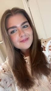 Mary Amick's Instagram, Twitter & Facebook