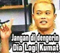 Aplikasi perang gambar lucu ini dibuat agar dapat memudahkan pengguna melakukan perang gambar menggunakan fitur yang terdapat di aplikasi perang gambar lucu ini seperti, simpan. Download Meme Lucu Untuk Perang Gambar Terbaru 2018 Funny Memes Funny Photos Funny