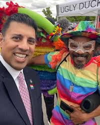Great to be back at the Brighton Farmer's Market for Pride Day. Wonderful  to run into so many dear friends. 🍎🌽🥕🥦