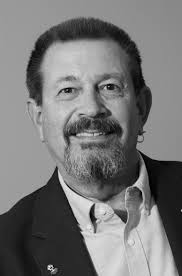 Towne's podcasts keeps rocker connected