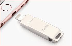 Best Flash Drives For Iphone In 2020 Igeeksblog Iphone Flash Drive Flash Drive Iphone