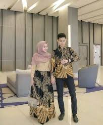 Maybe you would like to learn more about one of these? Batik Kombinasi Polos Model Gamis Batik Terbaru 2019 Pakaian Set Pakaian Model Pakaian Muslim