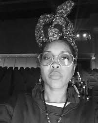 Erykah Badu The First Time I Saw Your Face At Work In 2020 Celebrity Style Icons Celebrity Style Erykah Badu