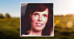 Karen Lampkin's Instagram, Twitter & Facebook