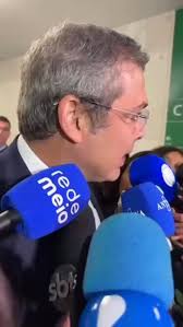 Não vai ter Anistia nem fim do foro privilegiado para salvar a cara do  Bolsonaro. A pauta da chantagem não prosperou na reunião do Colégio de  Líderesde hoje. Vamos seguir na luta para punir os ...