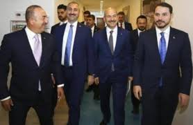 Yayın dünyasında çalışmaları da bulunan gül'ün siyasi, güncel ve edebî konularda pek çok makale ve. Berat Albayrak Ile Abdulhamit Gul Arasinda Gizlenemez Gerginlik Var Tele1