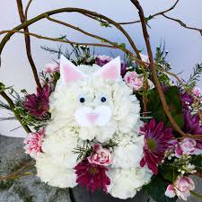 Flower delivery for all occasions. Purrfect Kitty Cat Flower Arrangement In Olympia Wa Specialty Floral Design Animal Flower Arrangements Flower Arrangements Cat Flowers