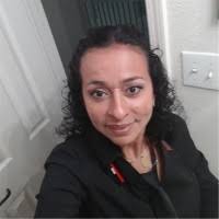 3 perfiles de «Iris Bustamante»