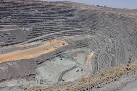 Hango yebotswana), is a landlocked country in southern africa.botswana is topographically flat, with up to 70 percent of its territory being the kalahari desert.it is bordered by south africa to the south and southeast. Botswana Die Schweiz Von Afrika Nzz