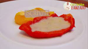 Per cucinare questo piatto non può mancare un ingrediente fondamentale: 14 Peperoni Con La Bagna Cauda La Divina Forchetta Youtube