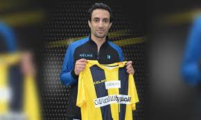 شارك ايمن حفني لاعب وسط الزمالك في مباراة فريقه امام المحلة في الدقيقة 68 من عمر المباراة، وهي المشاركة الاولي له منذ انضمامه في يناير الماضي في صفقة انتقال حر لتكريمه واعتزاله في النادي. ÙˆÙØ§Ø© Ø§Ø¨Ù†Ø© Ø£ÙŠÙ…Ù† Ø­ÙÙ†ÙŠ Ù„Ø§Ø¹Ø¨ Ø§Ù„Ø²Ù…Ø§Ù„Ùƒ Ø§Ù„Ø³Ø§Ø¨Ù‚ ÙŠÙ„Ø§ Ø¨ÙŠØ²Ù†Ø³