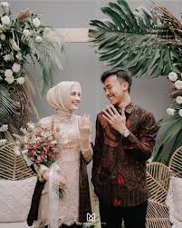 Maybe you would like to learn more about one of these? Floral Backdrop Ideas Stunning Beauty Can Rent Or Make Your Own Modern Wedding Indonesian Wedding Batik Couple Engagement Dresses