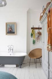 Say farewell to tiny mosaic tiles in 2021—at least when it comes to bathroom walls. Bathroom Http Bathroomdesigncollections Blogspot Com Home House Interior Bathroom Inspiration