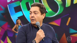 Reprodução) apresentador ostentou relógio de 6 milhões em seu programa na globo. No Domingao Faustao Ostenta Usando Relogio De Quase R 1 Milhao Blog Social 1