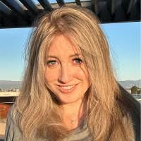 1200+ "Guerra Guerra" profiles