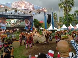 Hai all, tapak pesta pulau pinang 2019 | year end destination? Pemuteran Bay Festival 2018 Konsisten Usung Konservasi Alam Lifestyle Liputan6 Com