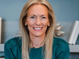 Tiffany Kent's Instagram, Twitter & Facebook