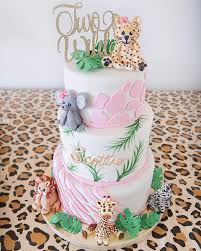 Birthday Cake Images For Girls Brie Bemis Rearick Safari Girl Birthday Party Summer Tropical Inspiration Cake In 2020 Wild Birthday Party 2nd Birthday Party For Girl Safari Birthday Party
