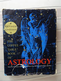 The book itself is full of pictures of celebrities' coffee tables, and even had a pair of foldable wooden legs so that it could itself be turned into a coffee table. The Coffee Table Book Of Astrology John Lynch Buch Antiquarisch Kaufen A02ehfu601zzj