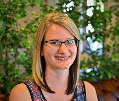 Angela Pallas's Instagram, Twitter & Facebook