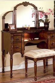 Pin By Ellen Brown On Home Design Garden Art Bedroom Vanity Set Furniture Acme Furniture