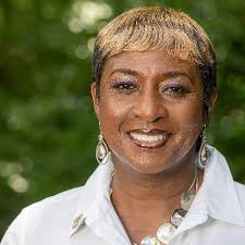 Vivian Hardison (@VivianHardison1)