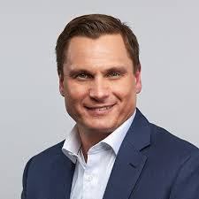 Ryan Sellars's Instagram, Twitter & Facebook