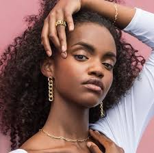 Great selection of fine jewelry at affordable prices! 40 Best Jewelry Brands 2021 Cute Jewelry Brands To Shop Now