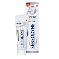 Beim täglichen zähneputzen mit sensodyne repair* & protect bildet der wirkstoff zinnfluorid eine widerstandsfähige schutzschicht über dem freiliegenden dentin, sodass schmerzhafte reize nicht mehr zum nerv vordringen können. Sensodyne Repair Protect Whitening Toothpaste 75 Ml 5 21 Buy Now At Optiphar Pharmacy