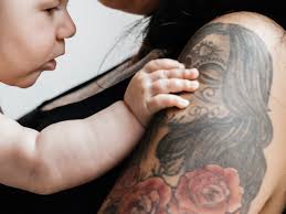 Other options for removing tattoos at home include applying lemon juice, honey or a mixture of aloe vera, paederia tomentosa, and vitamin e. Why I Removed My Tattoos After Having Kids