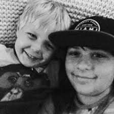 Stream Lava Girl by g🖤