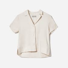 Women S Linen Short Sleeve Notch Shirt Everlane Linen Shorts Women Linen Shirts Women Linen Shirt Outfit