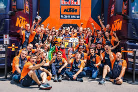 The driver is currently single, his starsign is libra and he is now 35 years of age. Dani Pedrosa 26 Danipedrosa Twitter