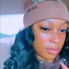 Krissy Amor 的个人主页