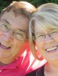 Sandra Knuckles's Instagram, Twitter & Facebook