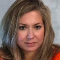 Amy Darnell's Instagram, Twitter & Facebook