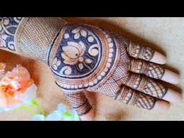 New Negative Space Henna Design Netted Mehndi Design Simple And Easy Mehndi Design For Beginner In 2020 Henna Leg Tattoo Mehndi Designs For Beginners Mehndi Simple