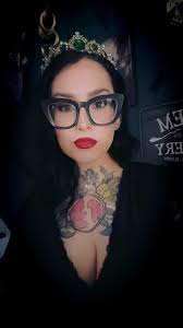 Happy Birthday Bri! I hope you have the most wonderful day ever!!  ❤️🖤❤️🖤❤️🖤