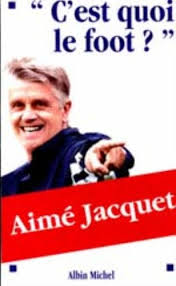 L'objectif de chaque formation est de mettre un ballon dans le but adverse, sans utiliser les bras. C Est Quoi Le Foot Jacquet Aime 9782226110213 Amazon Com Books