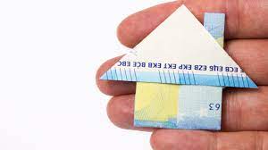 Es ist am ende ein haus mit garage, garten und auto aus geldscheinen geworden. Geldschein Falten Haus Geldgeschenk Zum Einzug Hausbau Youtube