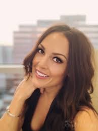 Samantha Kellogg's Instagram, Twitter & Facebook