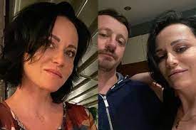 Żona skoczka wygląda pięknie, kobieco i jest nie do poznania Iza Malysz Pochwalila Sie Zmianami W Salonie Udekorowala Go Jesiennymi Dodatkami