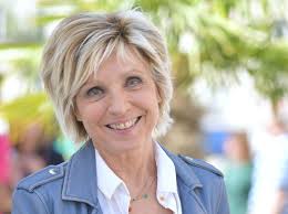 La présentatrice de la météo sur tf1 a perdu son mari philippe, décédé brusquement. Evelyne Dheliat Revient Sur Son Combat Contre Le Cancer Tele Star
