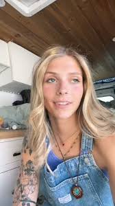 Comment some questions you have about vanlife & i’ll answer them! #vanlife  #travel #solotravel #solovanlife #FrunktheBeat