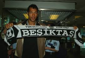 Born 5 september 1979 in lørenskog) is a norwegian football player. Eski Besiktasli John Carew In Yeni Fantastik Yasami Spor Haberleri