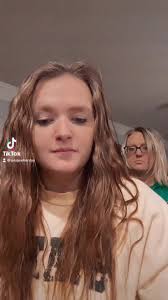 Ami Hardy's Instagram, Twitter & Facebook