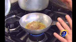 Lessate gli spaghetti in abbondante acqua salata. Spaghetti Ai Ricci Di Mare Youtube