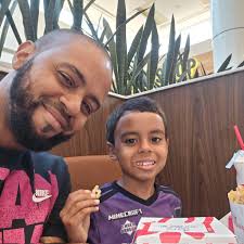 Keith Crichlow's Instagram, Twitter & Facebook